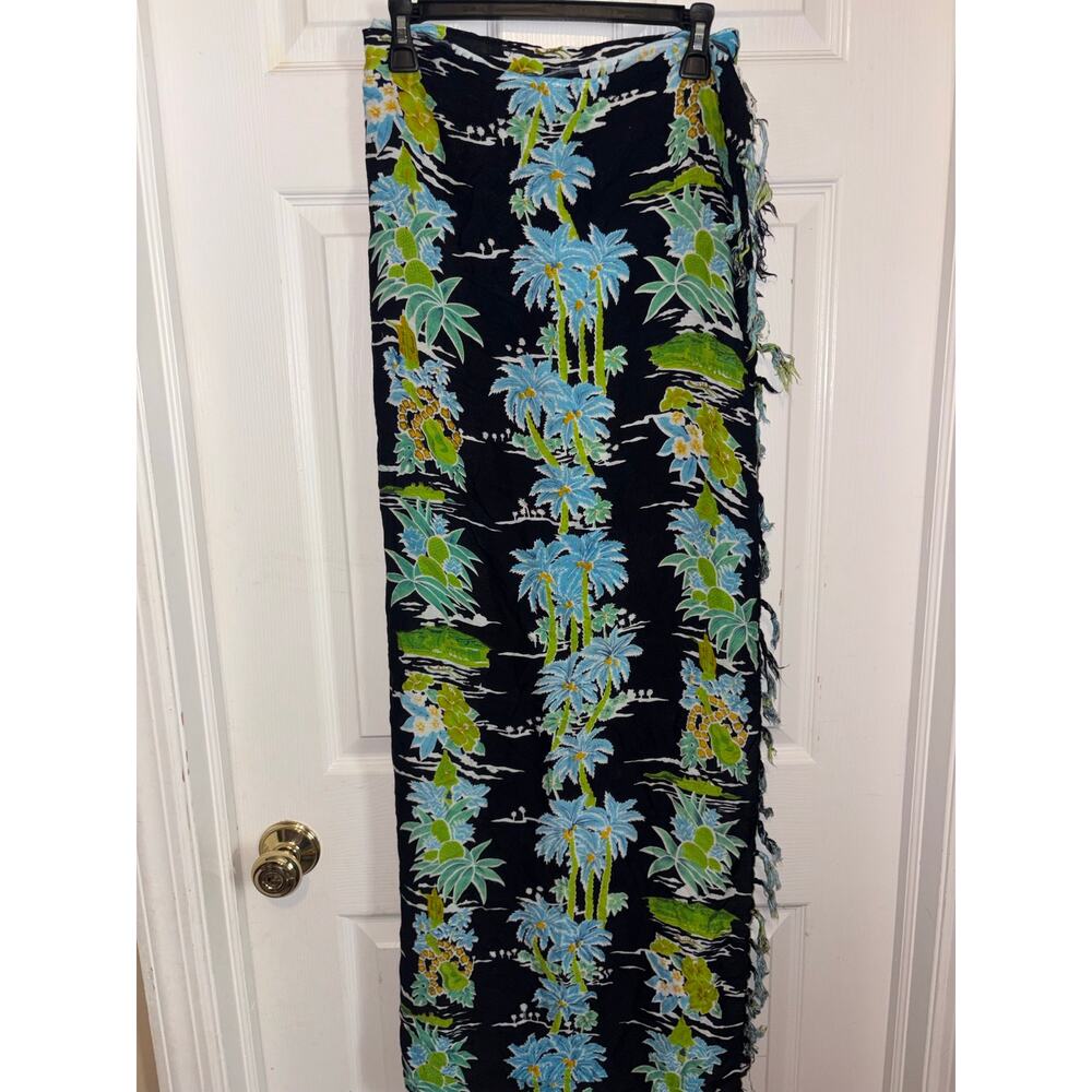 Wasabi Hawaiian print 100% rayon sarong scarf Pashmina 64x44 inch